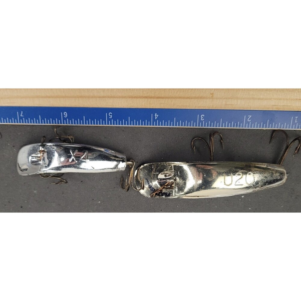 Lot of 2 Helin's Flatfish U20 & X4 Plastic 4 Gang Hooking Vintage Fishing Lures